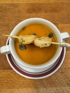 1. Gang - Wein: Riesling / Chardonnay